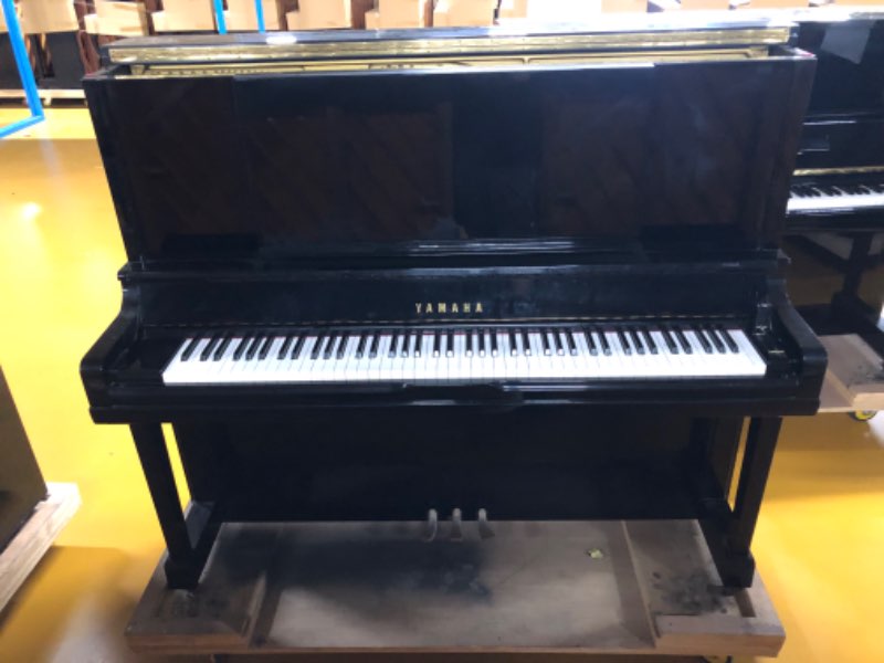 YAMAHA