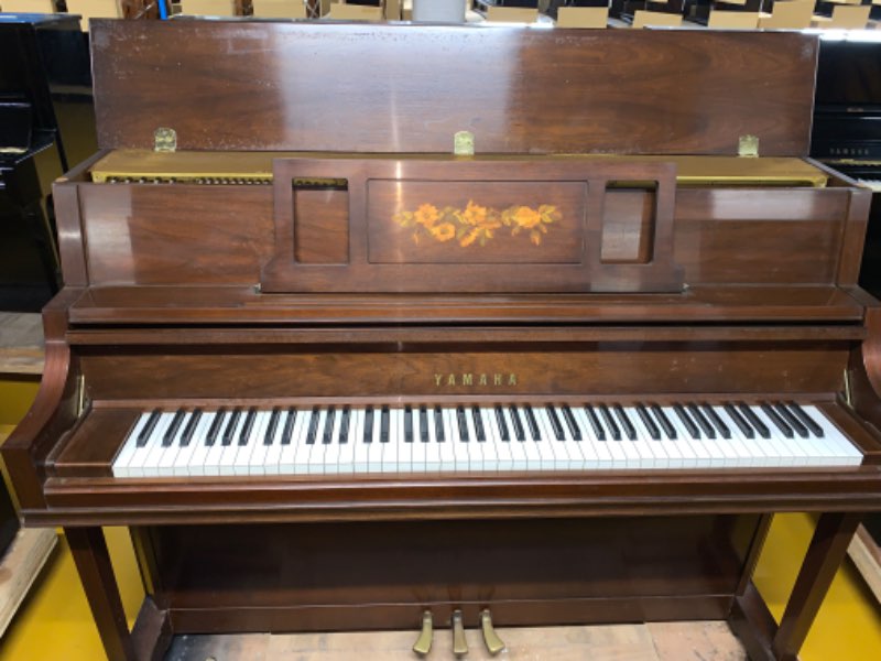 YAMAHA