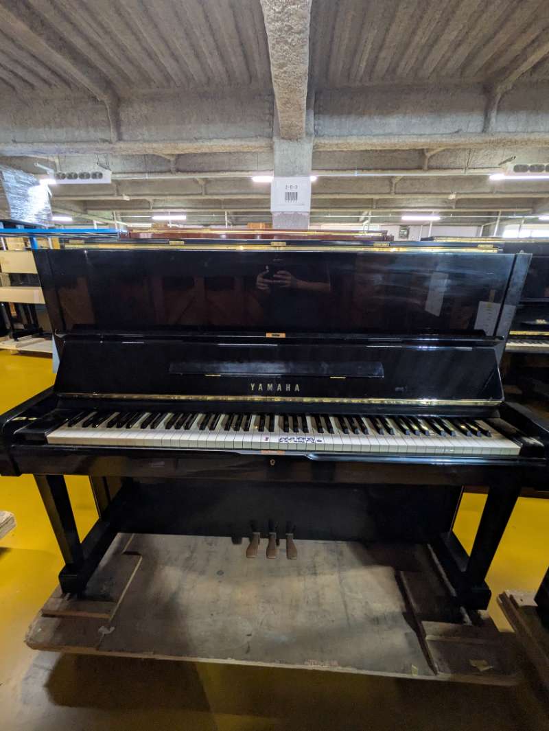YAMAHA