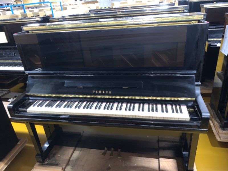 YAMAHA