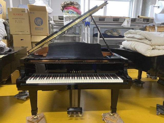 YAMAHA