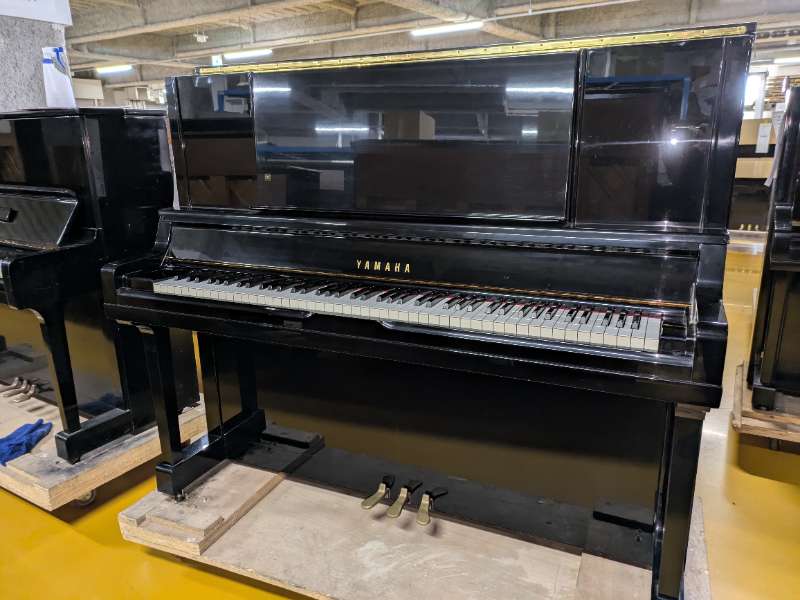 YAMAHA