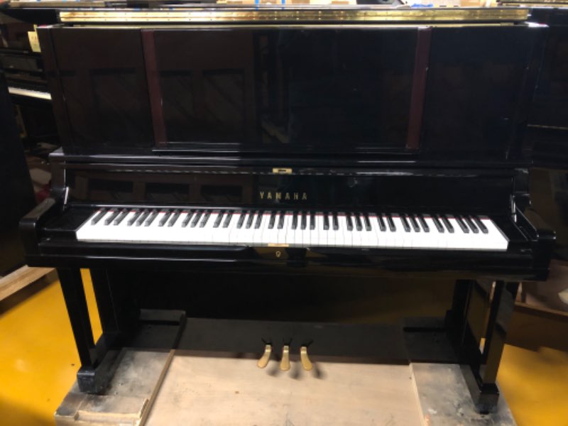 YAMAHA