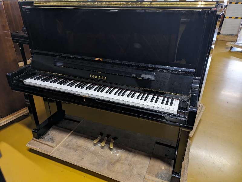 YAMAHA
