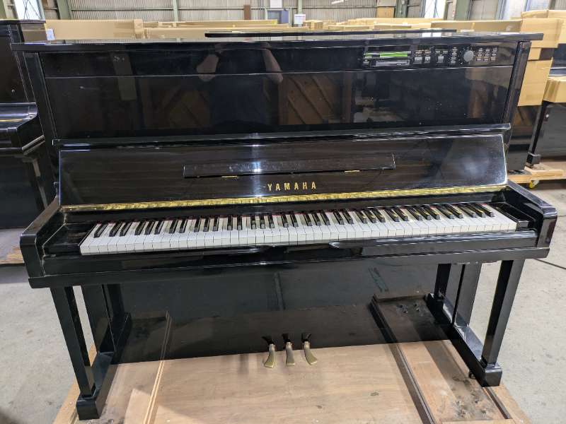 YAMAHA