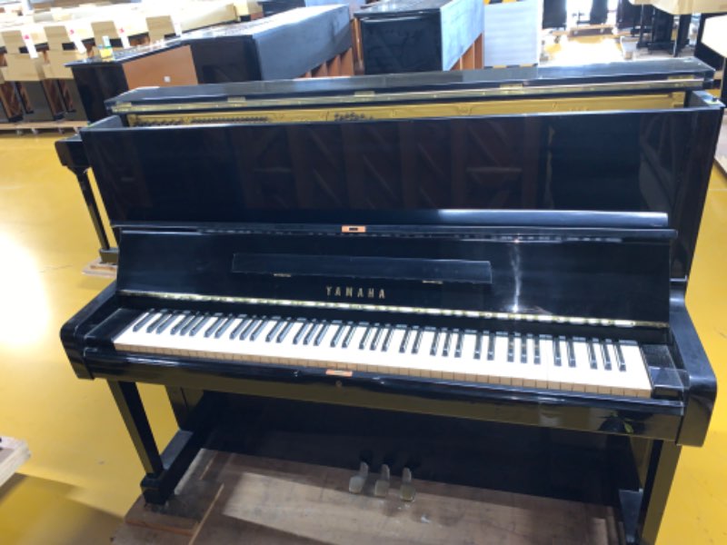 YAMAHA