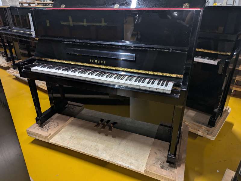 YAMAHA