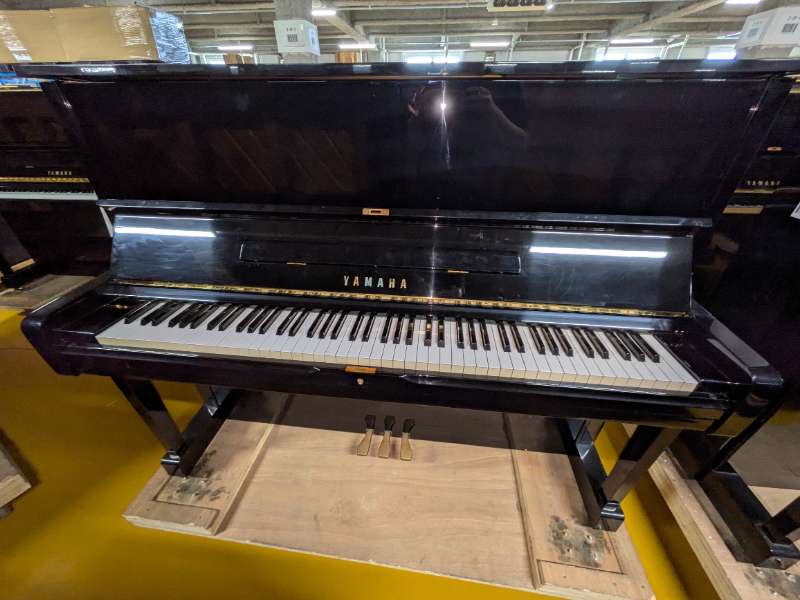 YAMAHA