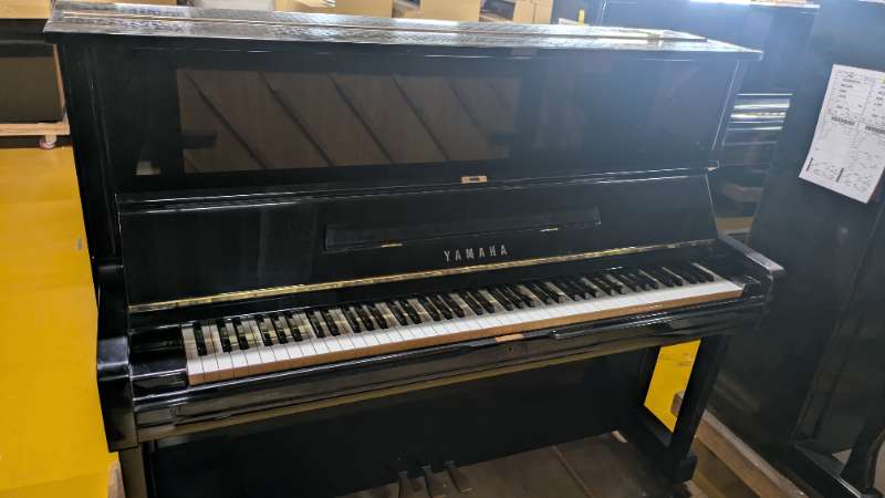 YAMAHA