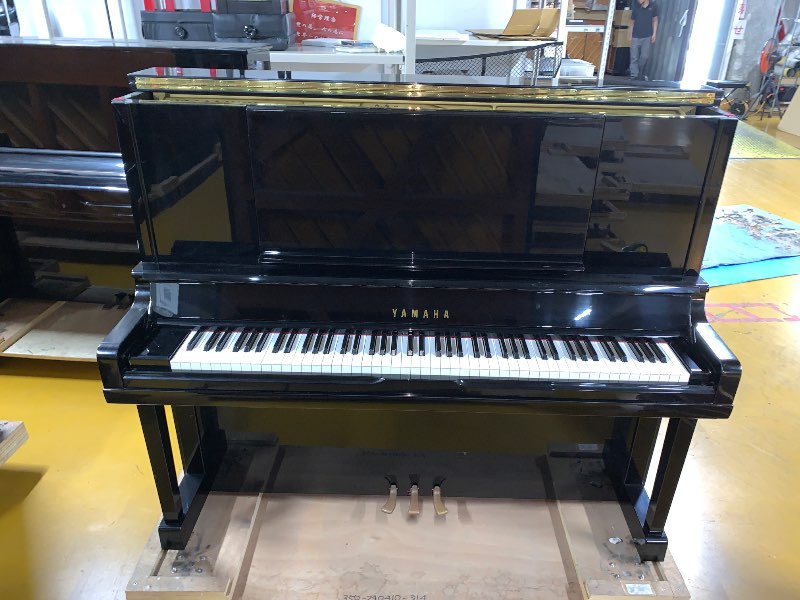 YAMAHA