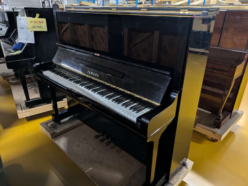YAMAHA