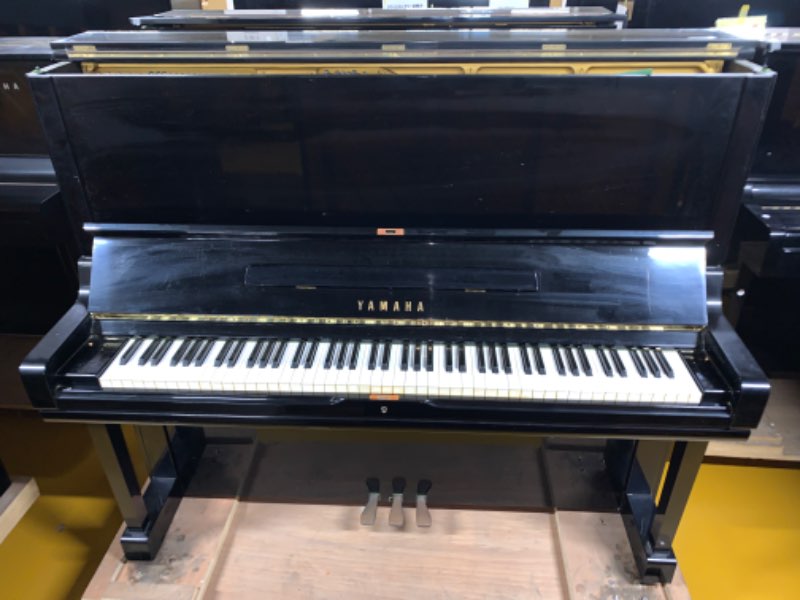 YAMAHA