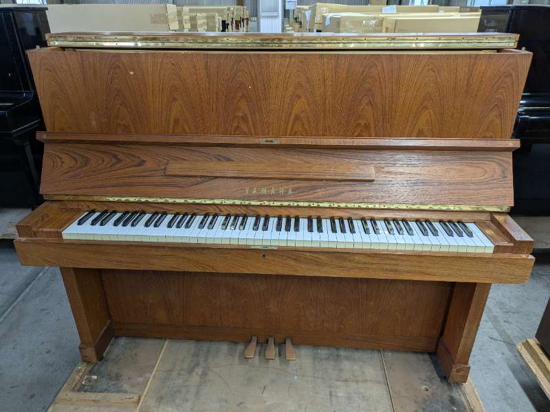 YAMAHA