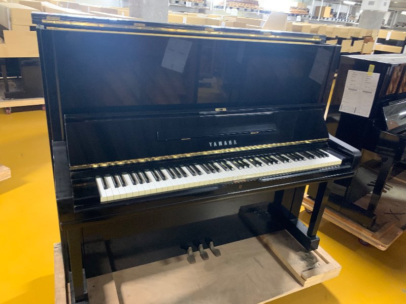 YAMAHA