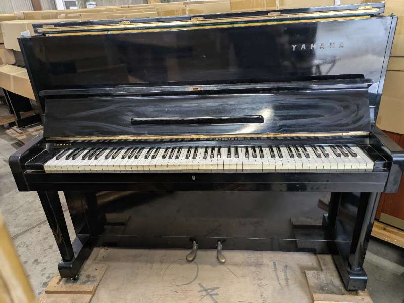 YAMAHA