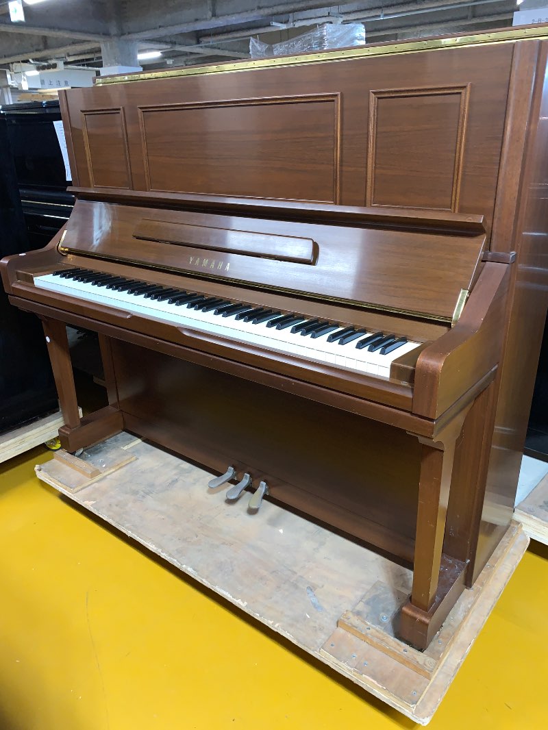 YAMAHA