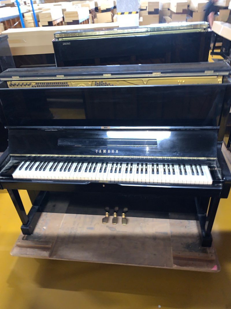 YAMAHA