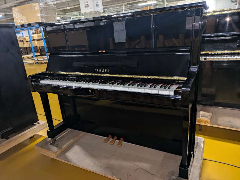 YAMAHA