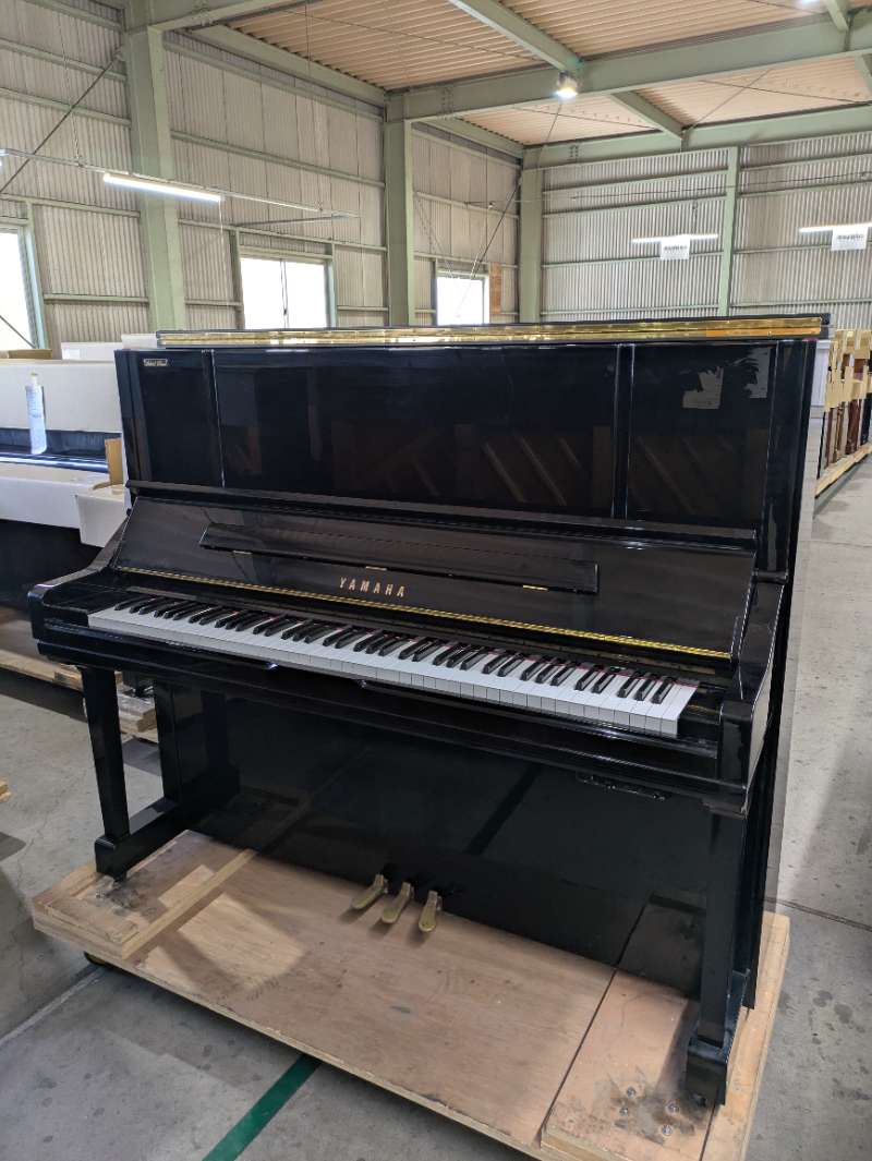 YAMAHA
