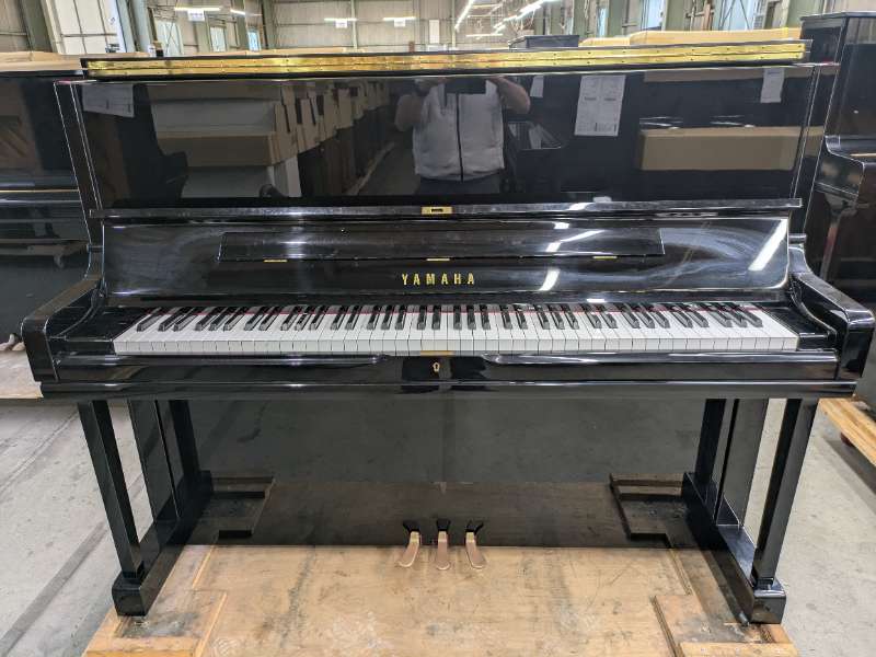 YAMAHA
