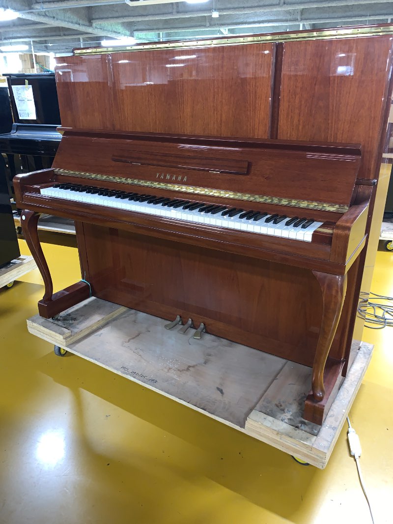 YAMAHA
