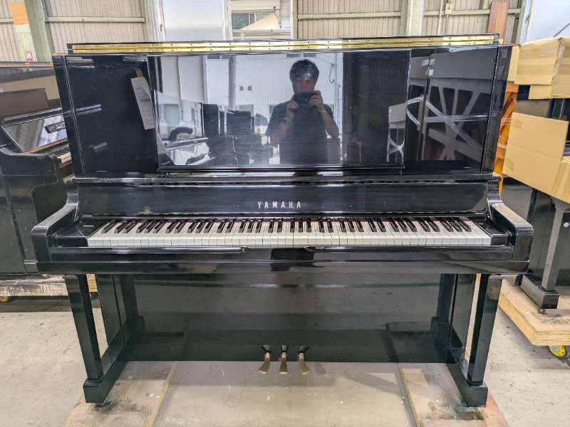 YAMAHA