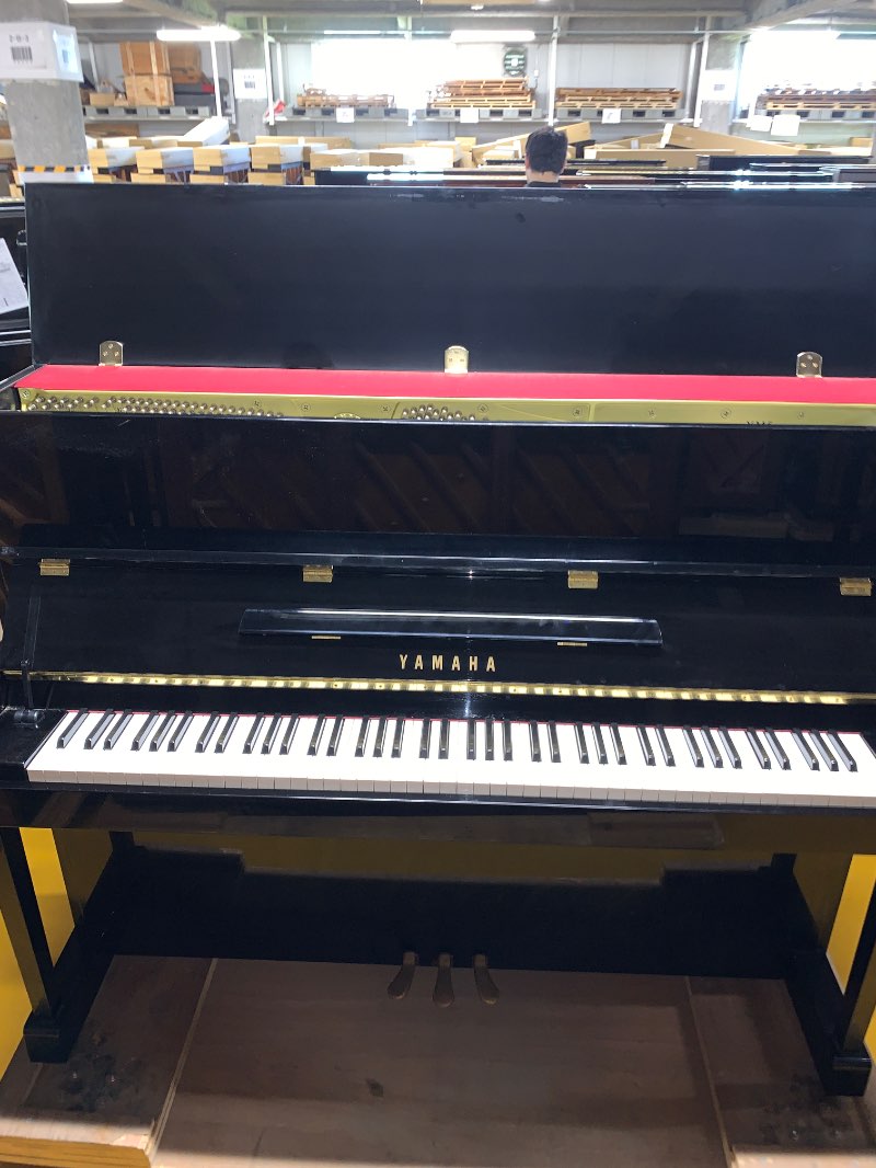 YAMAHA