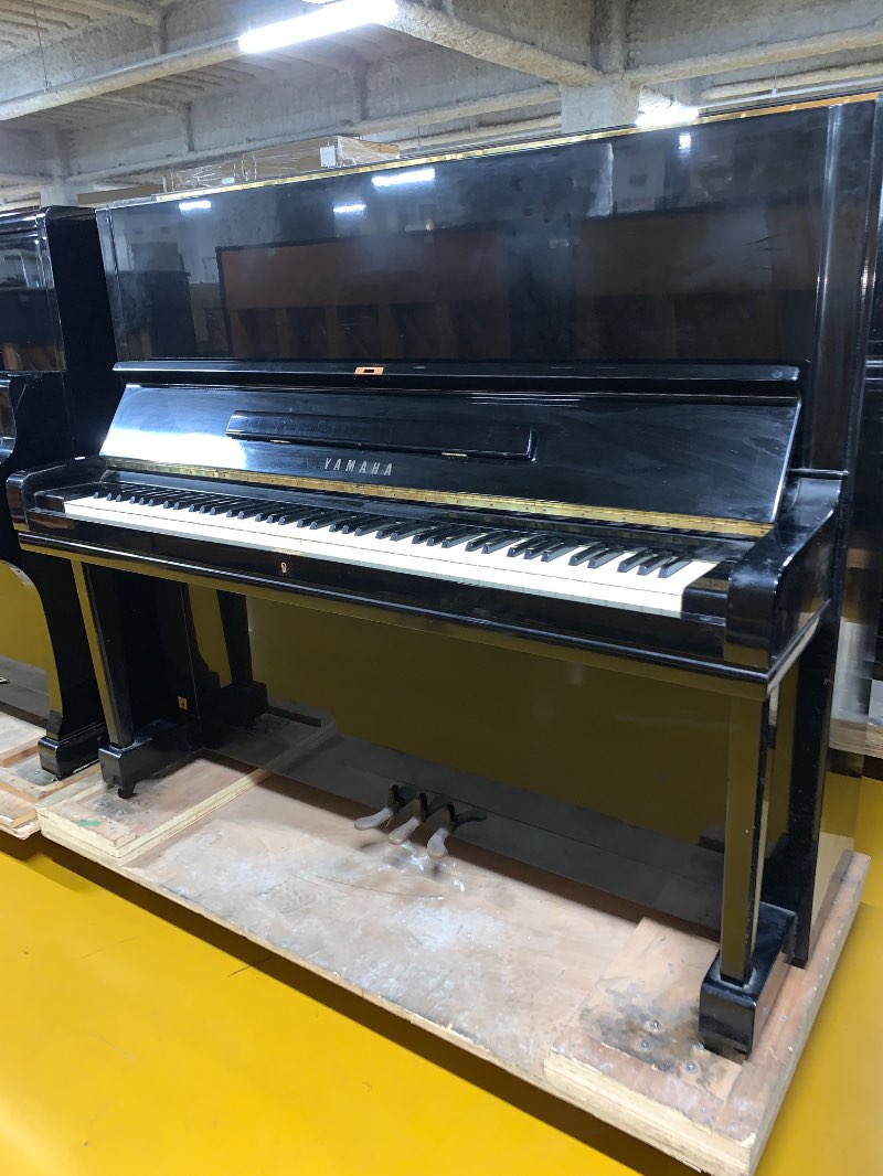 YAMAHA