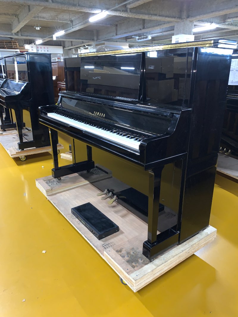 YAMAHA
