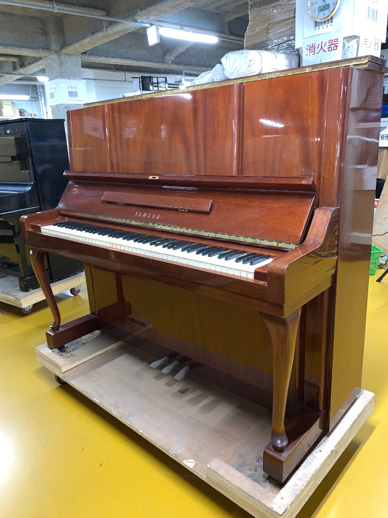 YAMAHA