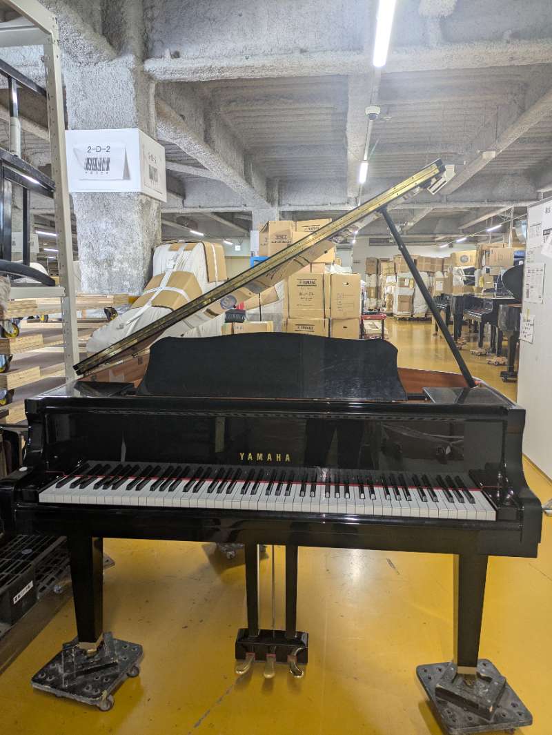 YAMAHA