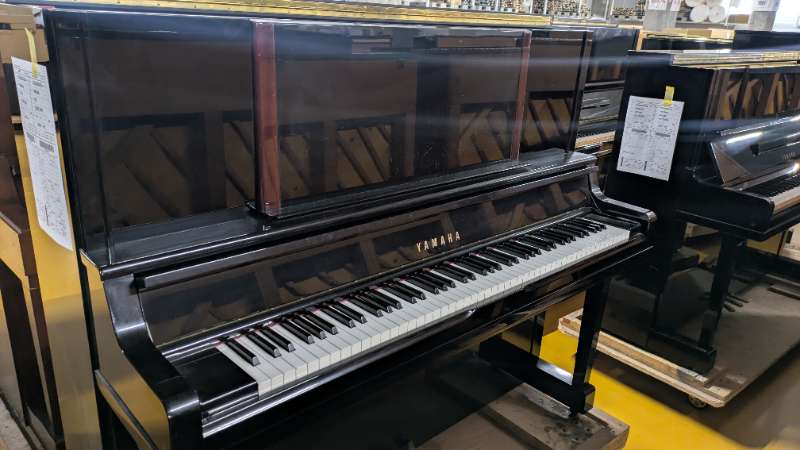 YAMAHA