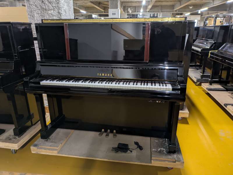 YAMAHA