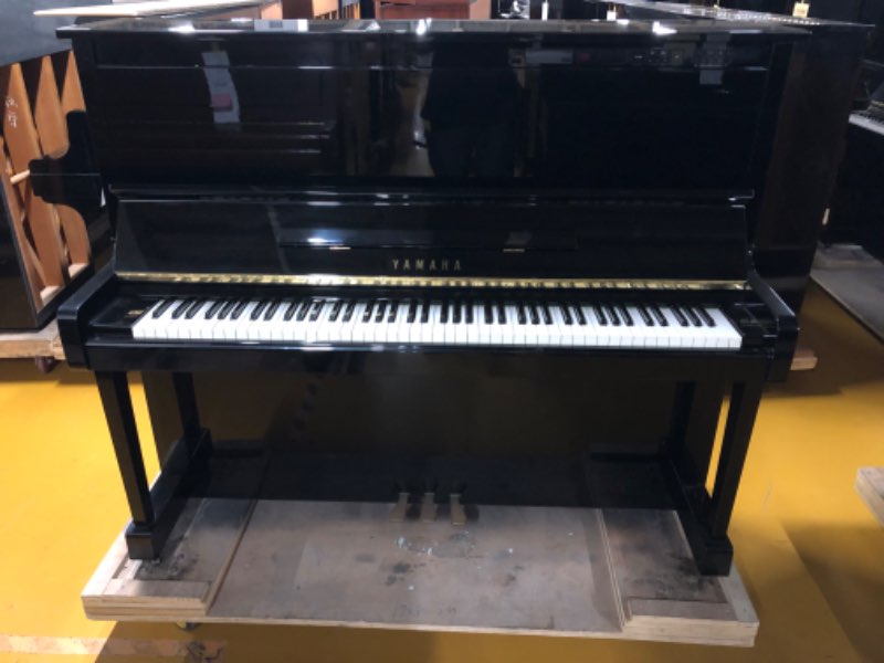 YAMAHA