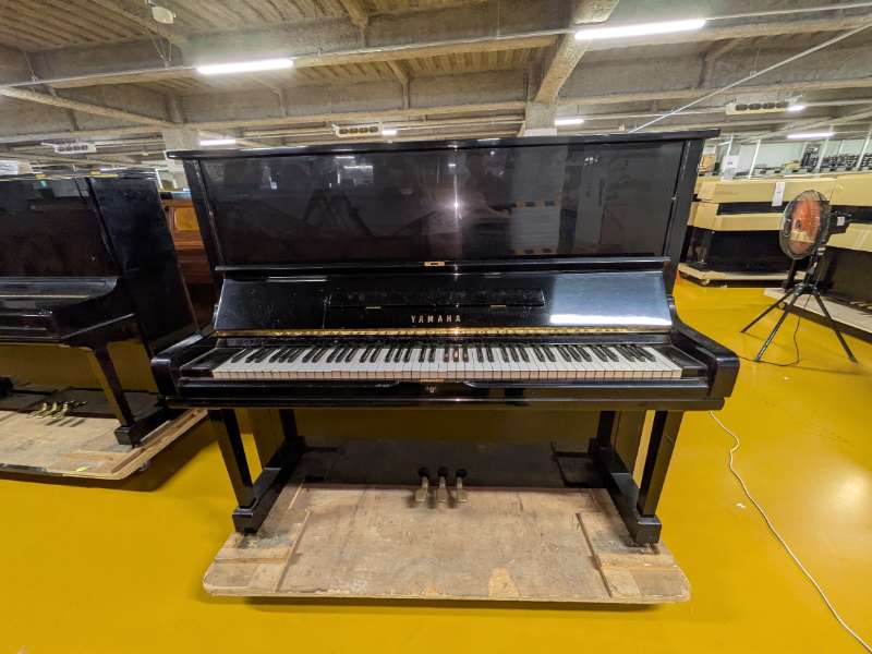 YAMAHA