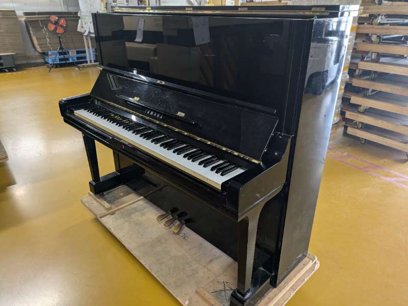 YAMAHA