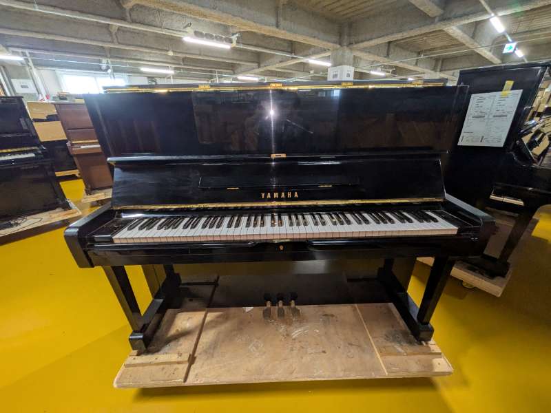 YAMAHA
