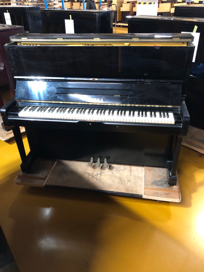 YAMAHA
