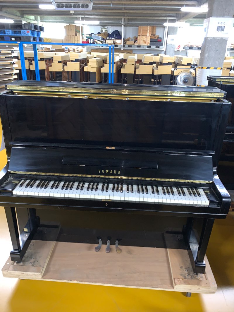 YAMAHA
