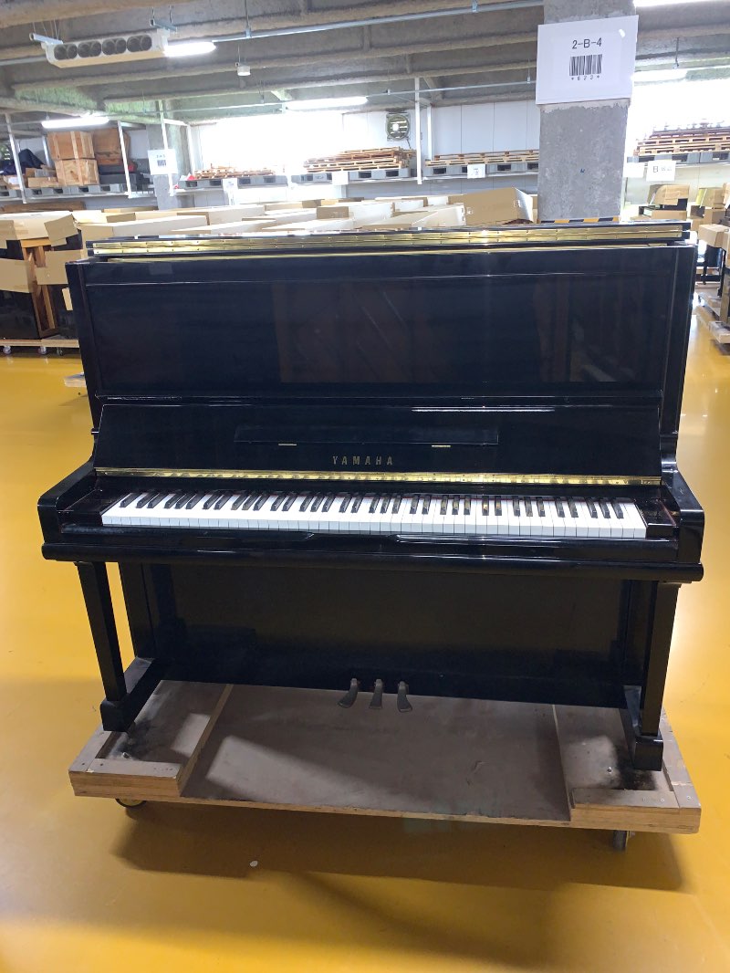 YAMAHA