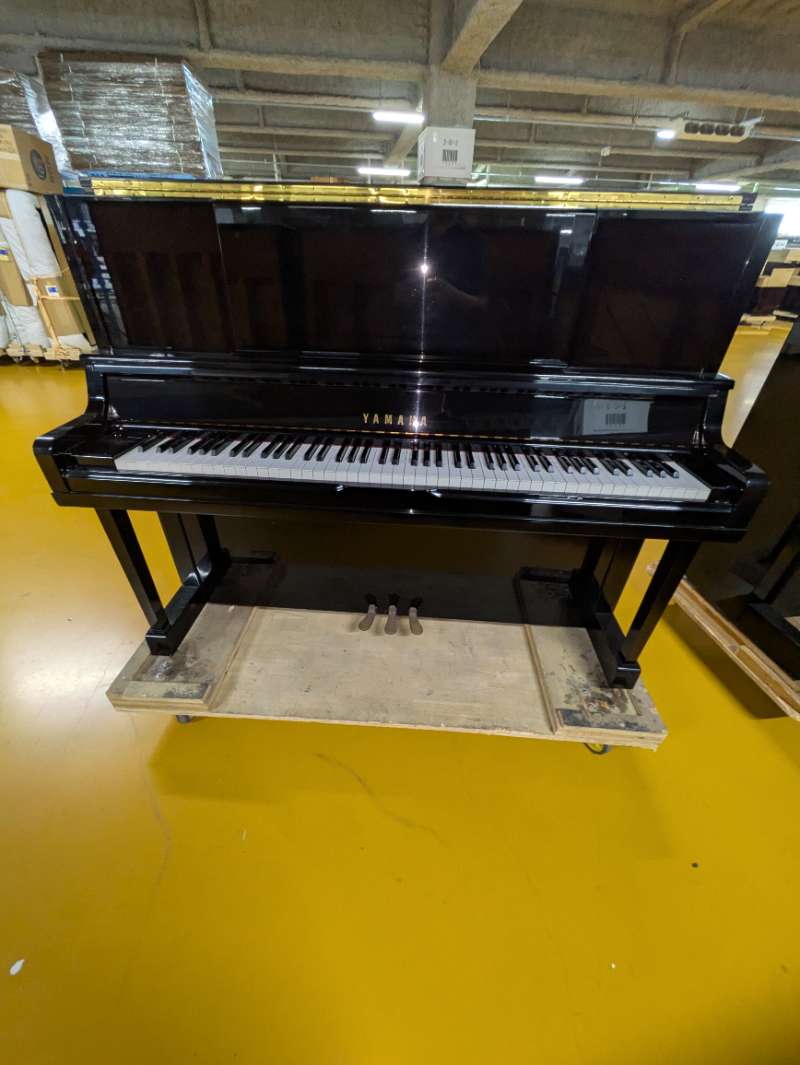 YAMAHA