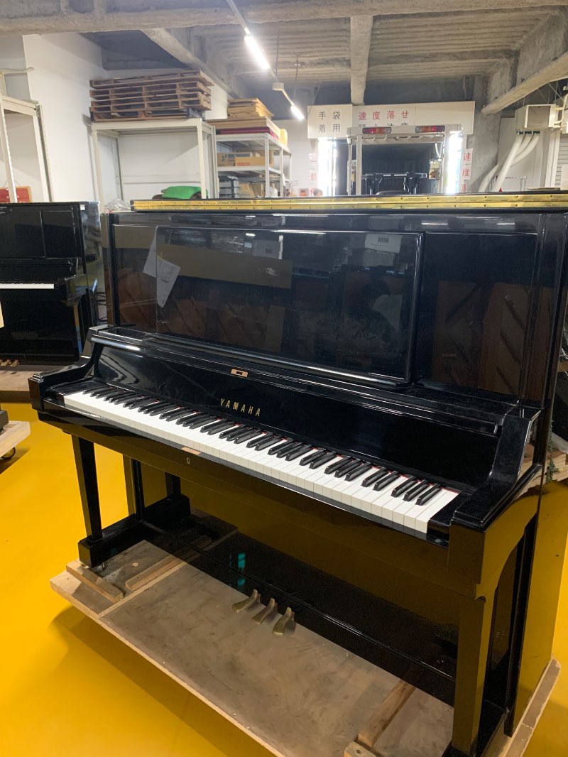 YAMAHA