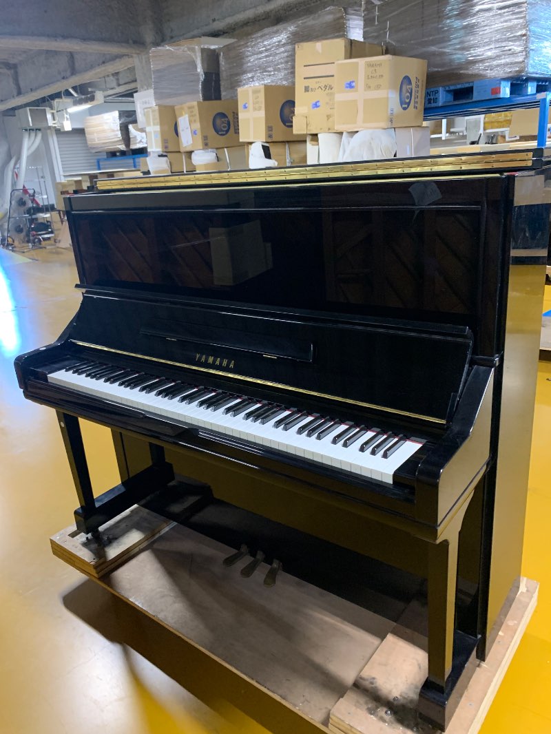 YAMAHA