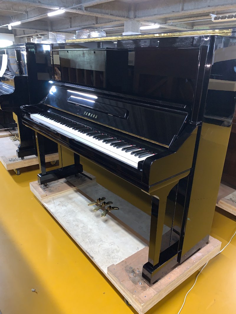 YAMAHA