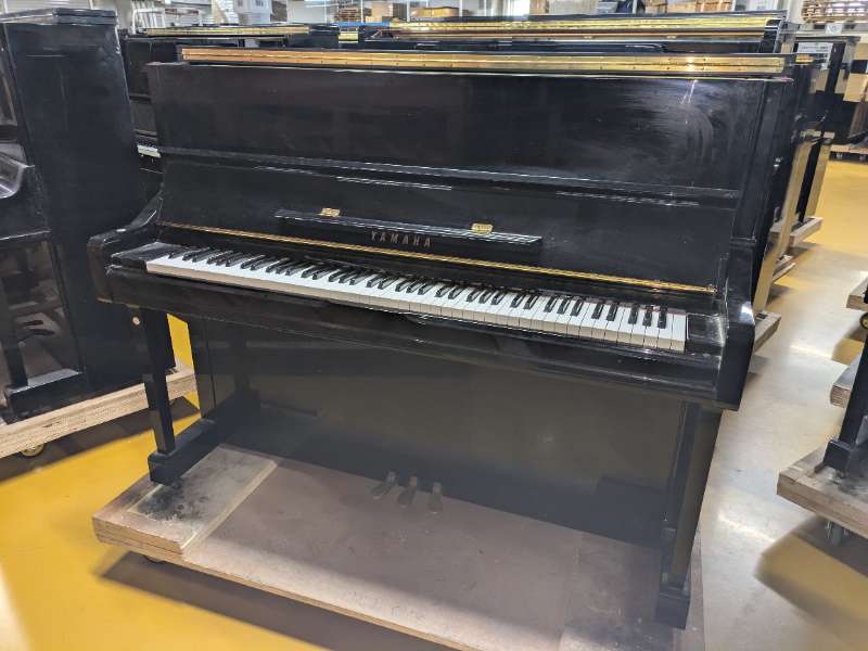 YAMAHA