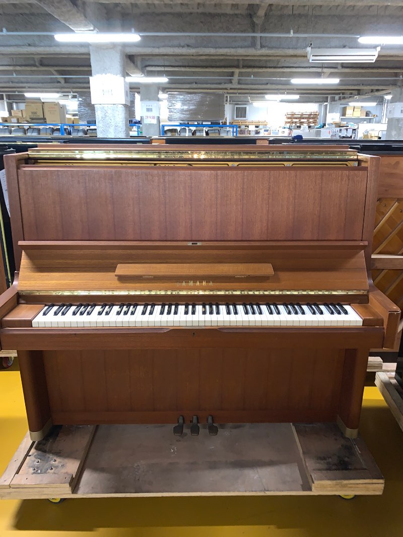 YAMAHA