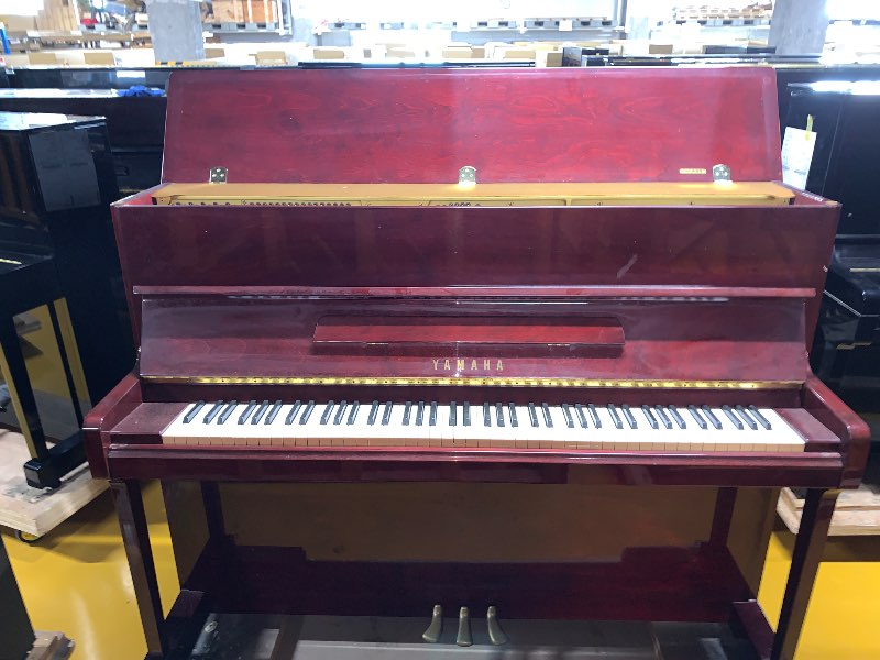 YAMAHA