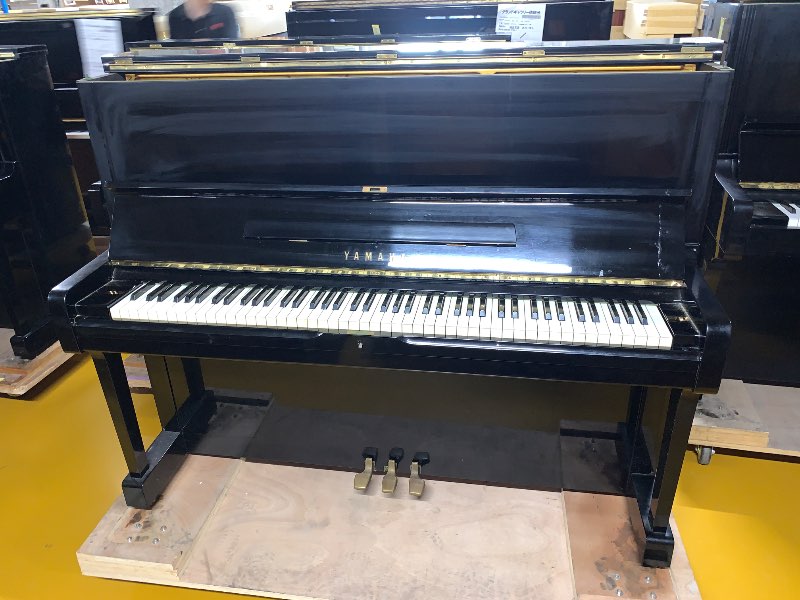 YAMAHA