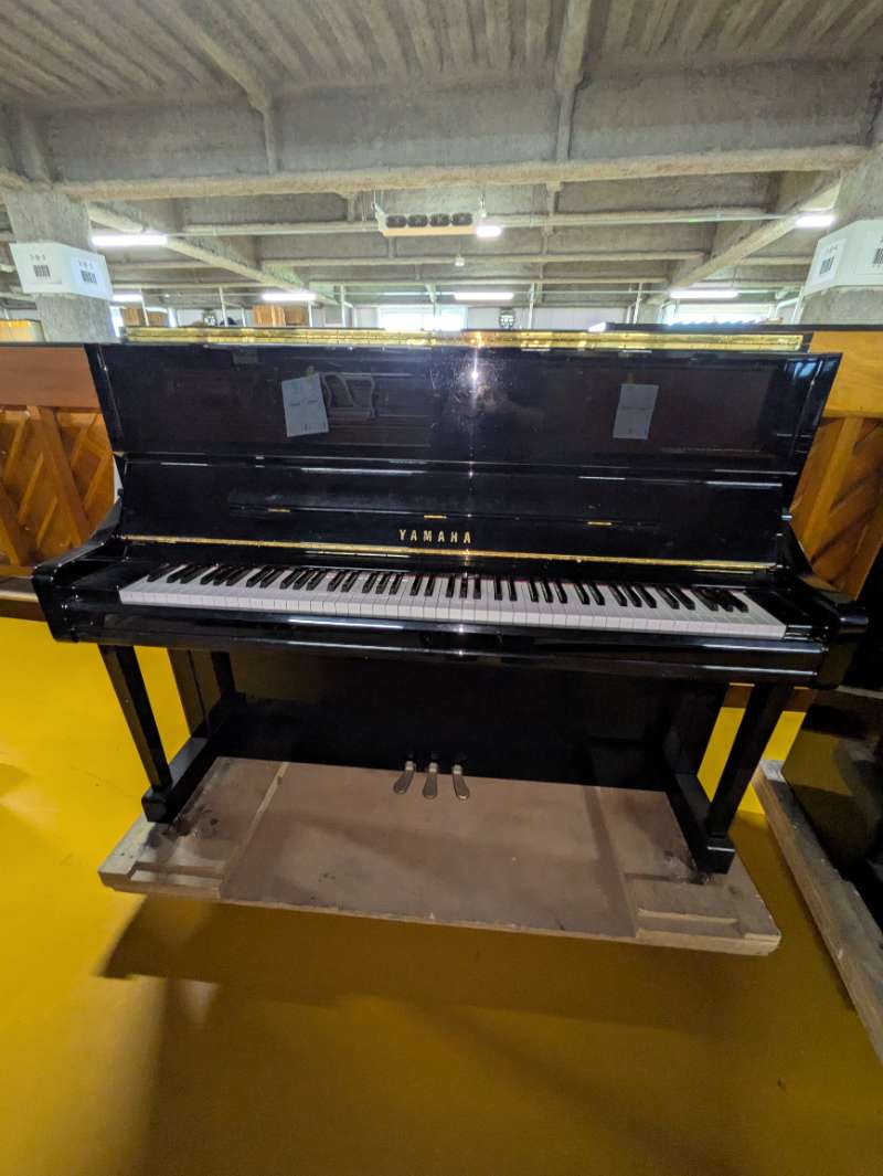 YAMAHA