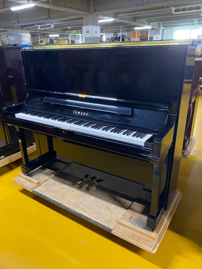 YAMAHA